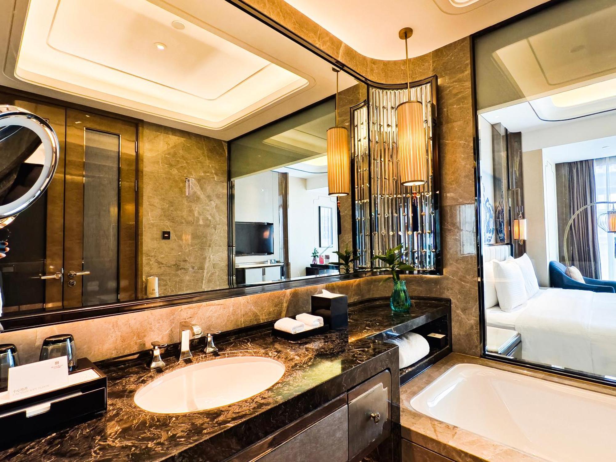Hotel Wanda Vista Kunming Extérieur photo
