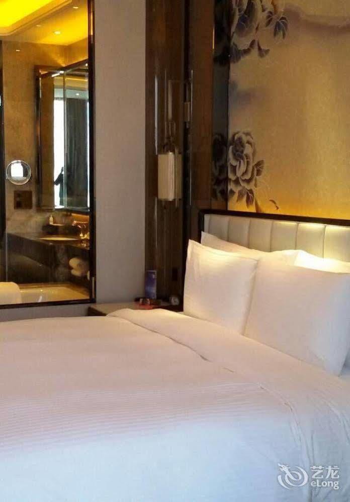 Hotel Wanda Vista Kunming Extérieur photo